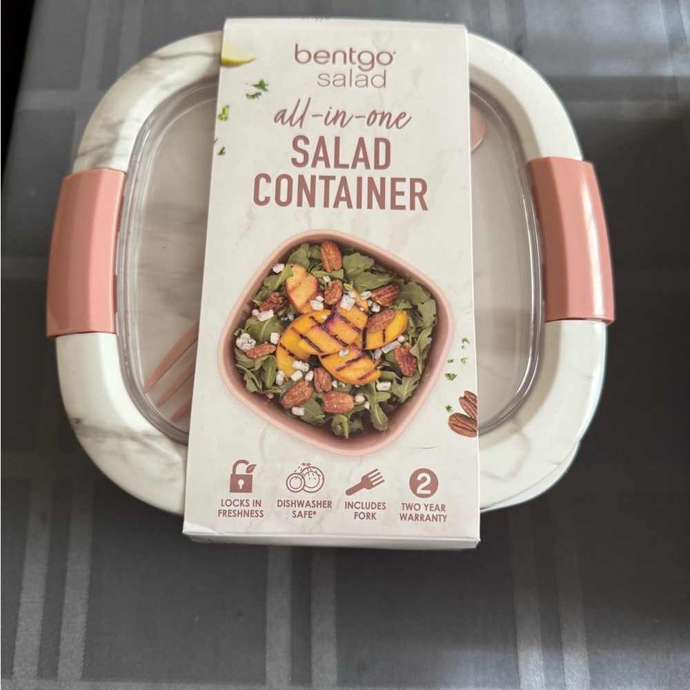Bentgo All-in-One Salad Container - Blush Marble